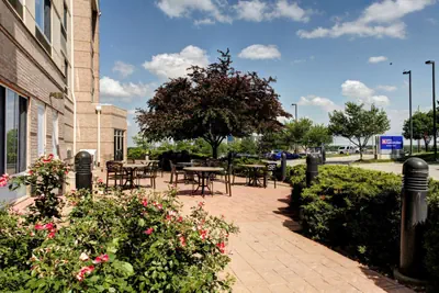 Photo 3 - Hilton Garden Inn Overland Park