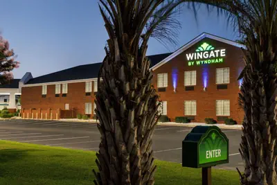 Photo 2 - Wingate by Wyndham Savannah I-95 North