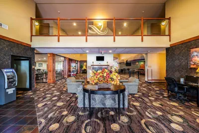Photo 4 - Quality Inn & Suites Hannibal West