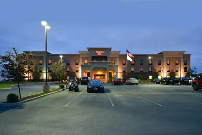 Photo 3 - Hampton Inn Utica