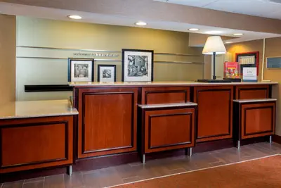 Photo 4 - Hampton Inn Youngstown/Boardman