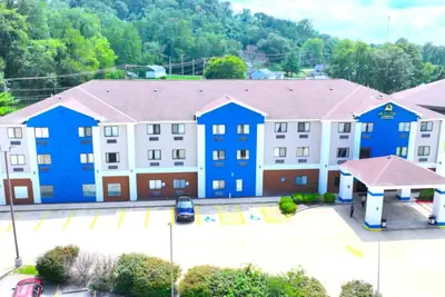 Photo 3 - Quality Inn & Suites Caseyville - St Louis