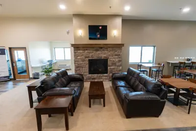 Photo 5 - Cobblestone Hotel & Suites-Sheldon