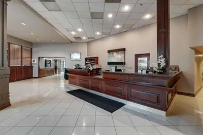 Photo 5 - DoubleTree by Hilton Bloomington