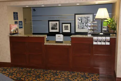 Photo 5 - Hampton Inn & Suites Chillicothe