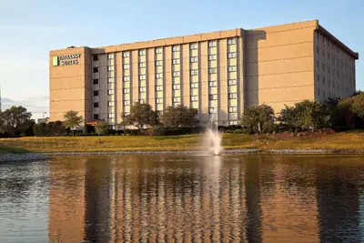 Photo 3 - Embassy Suites by Hilton Chicago Schaumburg Woodfield