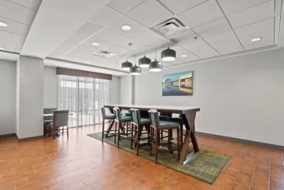 Photo 5 - Hampton Inn Kingsland