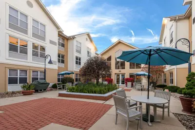 Photo 5 - Hampton Inn & Suites Chicago-Hoffman Estates