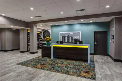 Photo 4 - Hampton Inn & Suites-Wichita/Airport, KS