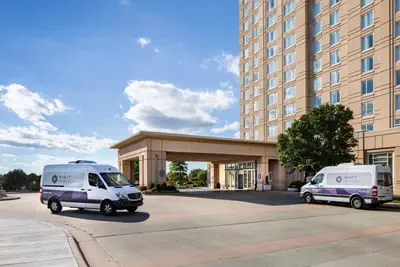 Photo 2 - Hyatt Regency Wichita