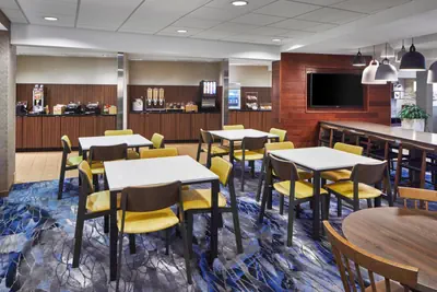 Photo 4 - Fairfield Inn & Suites by Marriott Gainesville