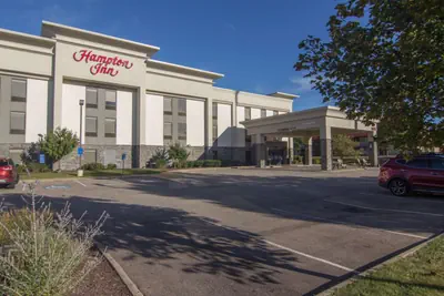 Photo 2 - Hampton Inn Medina