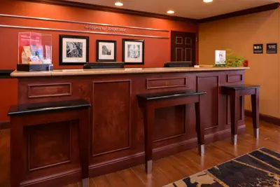 Photo 4 - Hampton Inn by Hilton Litchfield