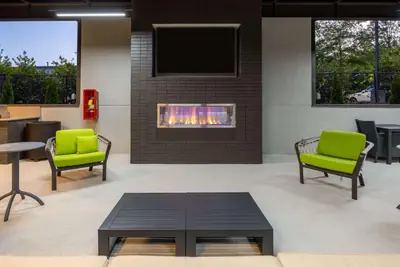 Photo 4 - Hampton Inn & Suites Alpharetta Roswell