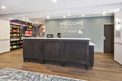 Photo 3 - Hampton Inn Sedalia