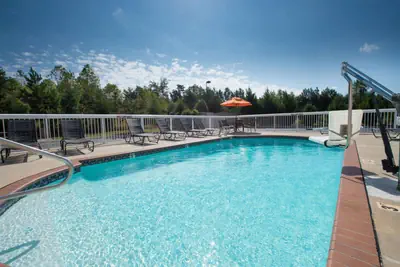 Photo 4 - Hampton Inn Cornelia