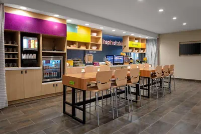 Photo 5 - Home2 Suites By Hilton Valdosta, Ga