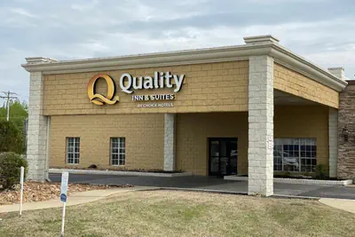 Photo 3 - Quality Inn & Suites Paragould