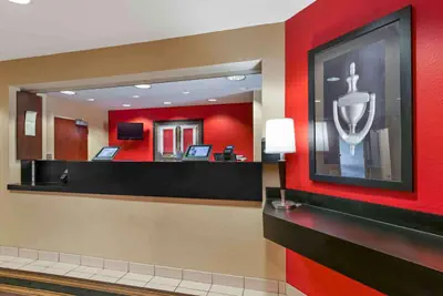 Photo 5 - Sonesta Simply Suites Lansing