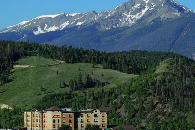 Photo 2 - Hampton Inn & Suites Silverthorne