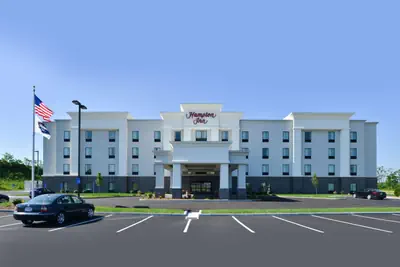Photo 4 - Hampton Inn Middletown