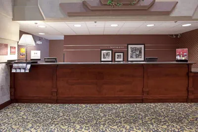 Photo 4 - Hampton Inn Bowling Green