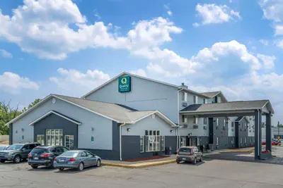 Photo 2 - Quality Inn & Suites Delaware South