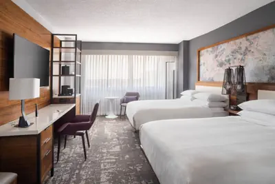 Photo 4 - Marriott Greensboro Downtown