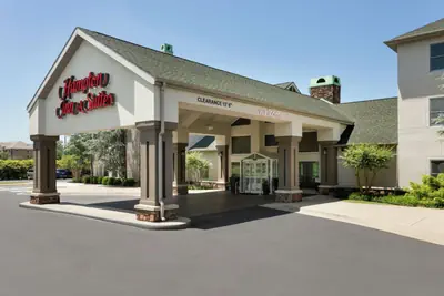Photo 2 - Hampton Inn and Suites Springdale
