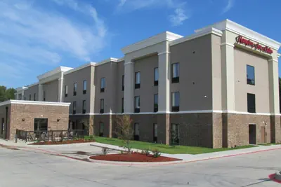 Photo 5 - Hampton Inn and Suites Hope