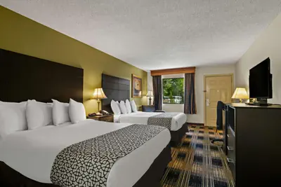 Photo 2 - Best Western Windsor Suites
