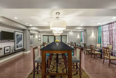 Photo 3 - Hampton Inn Statesboro