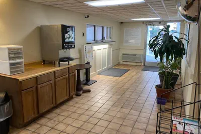 Photo 3 - Economy Inn of Greenville, Near ECU Health Center