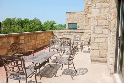 Photo 2 - The Oread Lawrence, Tapestry Collection by Hilton
