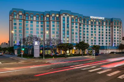 Photo 2 - Renaissance Los Angeles Airport Hotel