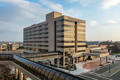 Photo 2 - DoubleTree by Hilton Canton Downtown