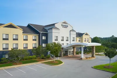 Photo 3 - Fairfield Inn & Suites Auburn Opelika