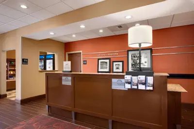 Photo 3 - Hampton Inn Magnolia