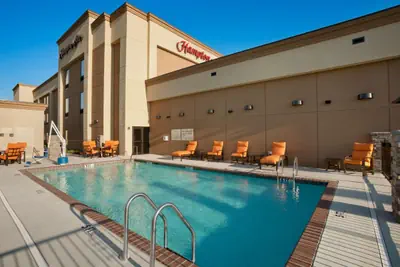 Photo 4 - Hampton Inn Magnolia