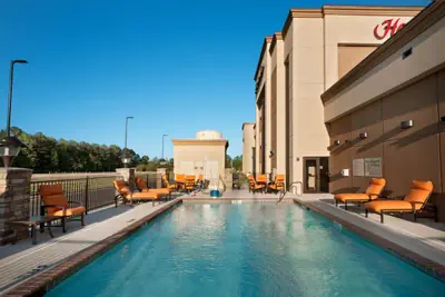 Photo 5 - Hampton Inn Magnolia