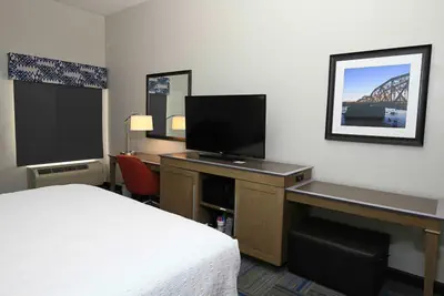 Photo 2 - Hampton Inn Bordentown