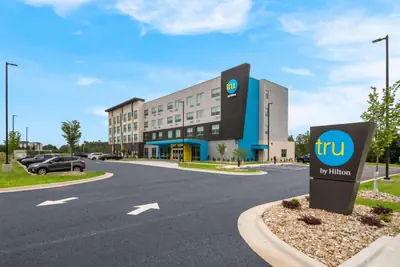 Photo 2 - Tru By Hilton Wilson