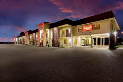 Photo 3 - Days Inn by Wyndham Forrest City I 40