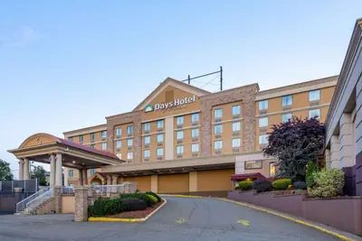 Photo 2 - Days Hotel by Wyndham North Bergen