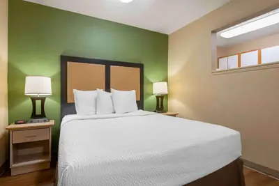 Photo 3 - Extended Stay America Suites - Cleveland - Middleburg Heights