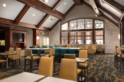 Photo 3 - Residence Inn Kansas City Airport