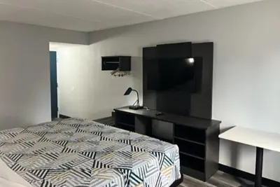 Photo 4 - Studio 6 Suites East Syracuse Airport