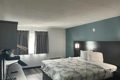 Photo 5 - Studio 6 Suites East Syracuse Airport