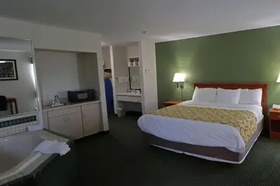 Photo 5 - Sleep Inn & Suites - Oxford - University Area