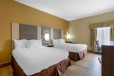 Photo 3 - Best Western Plus Springfield Airport Inn